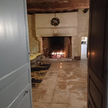 Oda ve Kahvaltı Chateau De Brie Aulnay (Charente-Maritime)