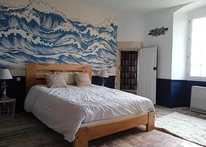 Chateau De Brie Aulnay (Charente-Maritime)